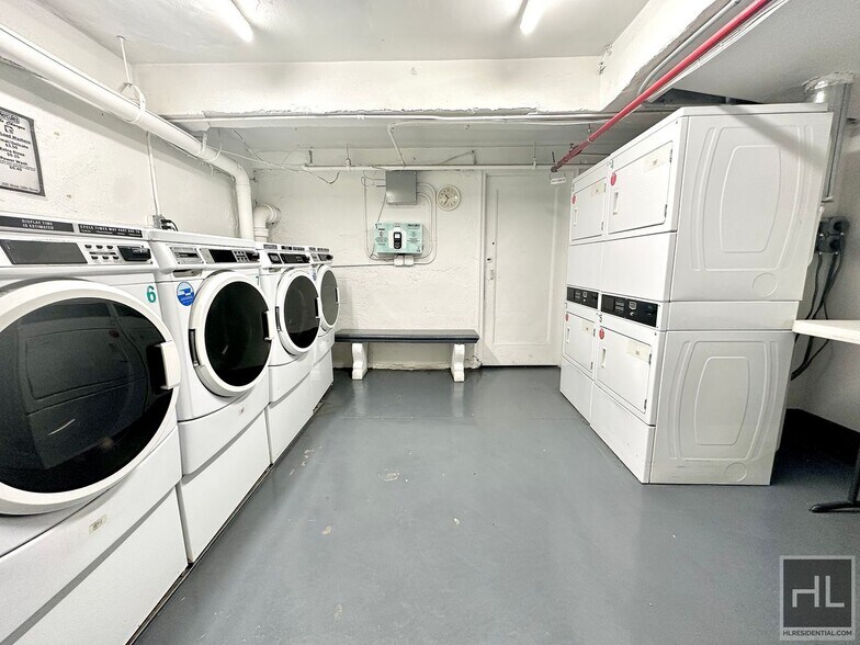 Building Photo - WEST 58 STREET