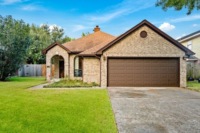 Primary Photo - 5102 E Pagewick Dr