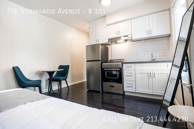 Building Photo - 750 Normandie Ave