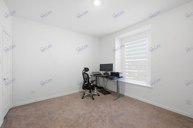 Building Photo - 2121 Esher Dr