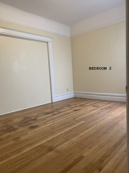 Building Photo - 168 Lexington St