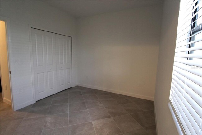 Building Photo - 15233 Sea Salt Wy