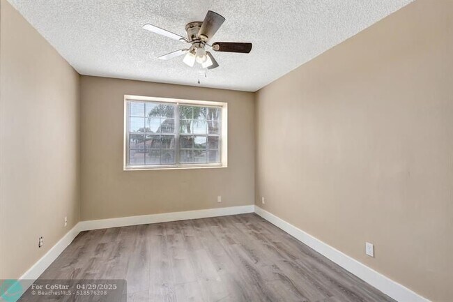 Building Photo - 7186 Ontario Shores Pl
