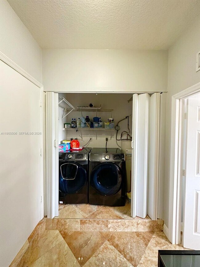 Building Photo - 9143 NW 146th Terrace