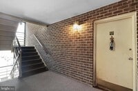 Building Photo - 1423 Northgate Square