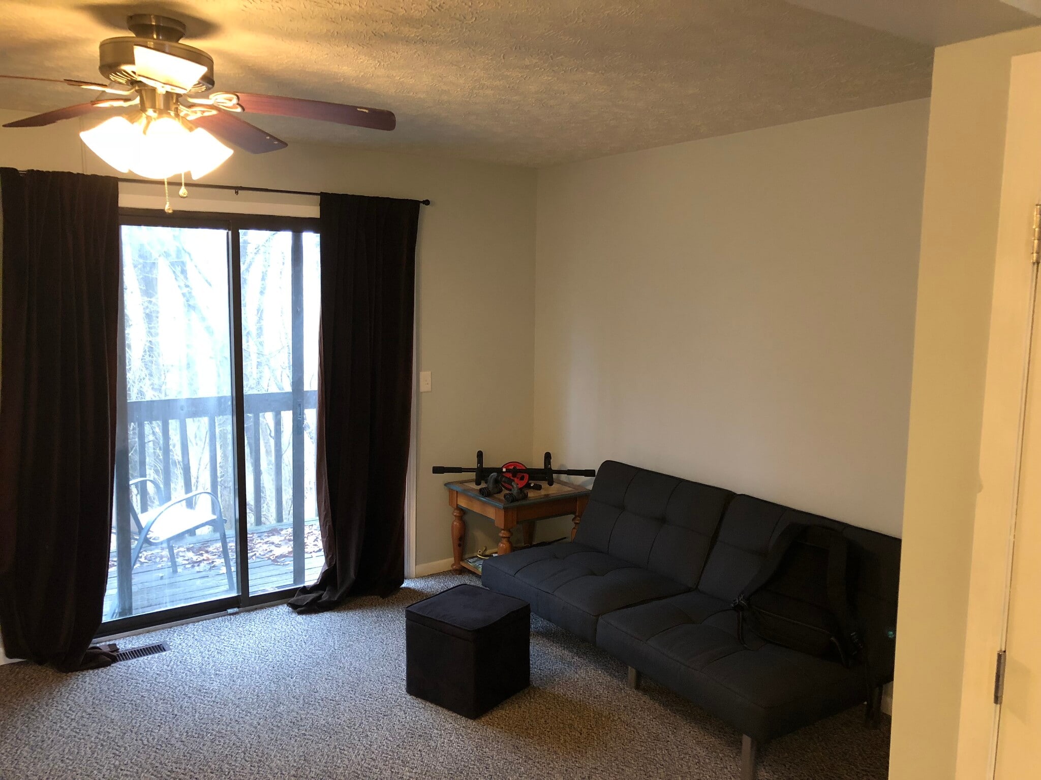 Building Photo - 1131 Townsview Pl