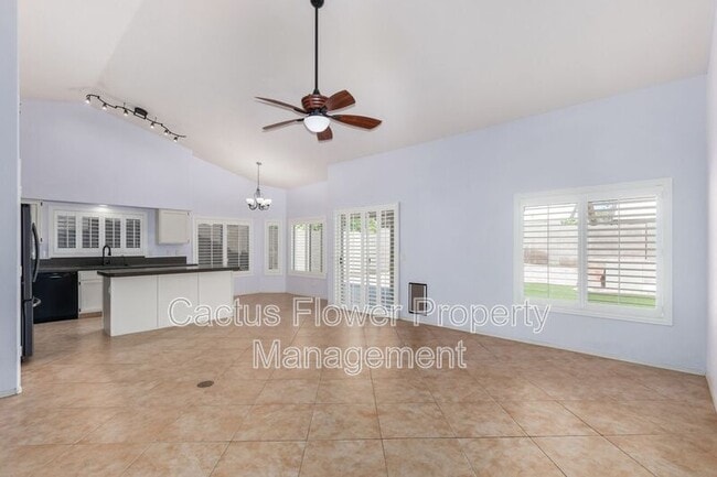 Building Photo - 4226 E Rockledge Rd