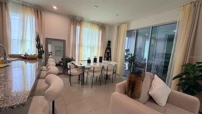 Building Photo - 1978 Education St