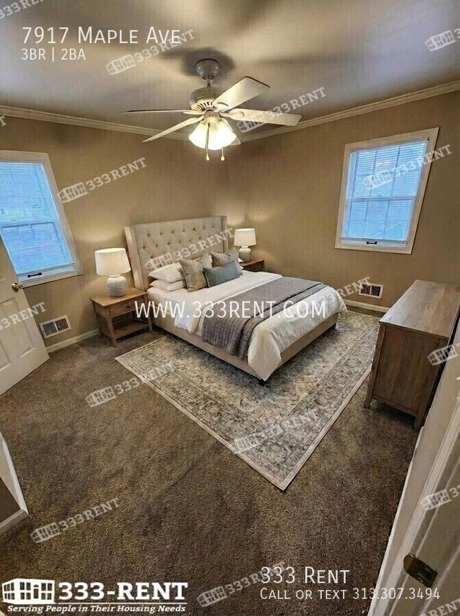 Building Photo - 7917 Maple Ave