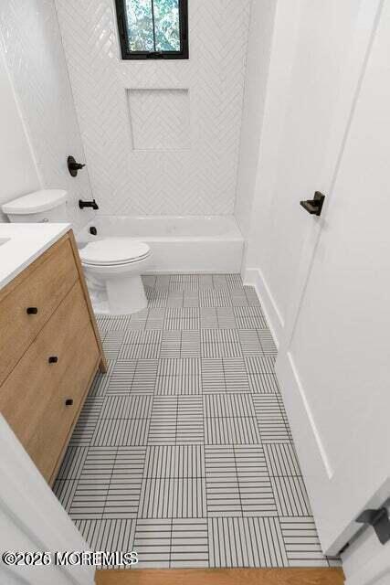 Building Photo - 514 River Rd