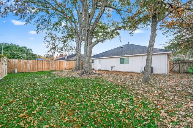 Building Photo - 1010 Valley Ranch Dr