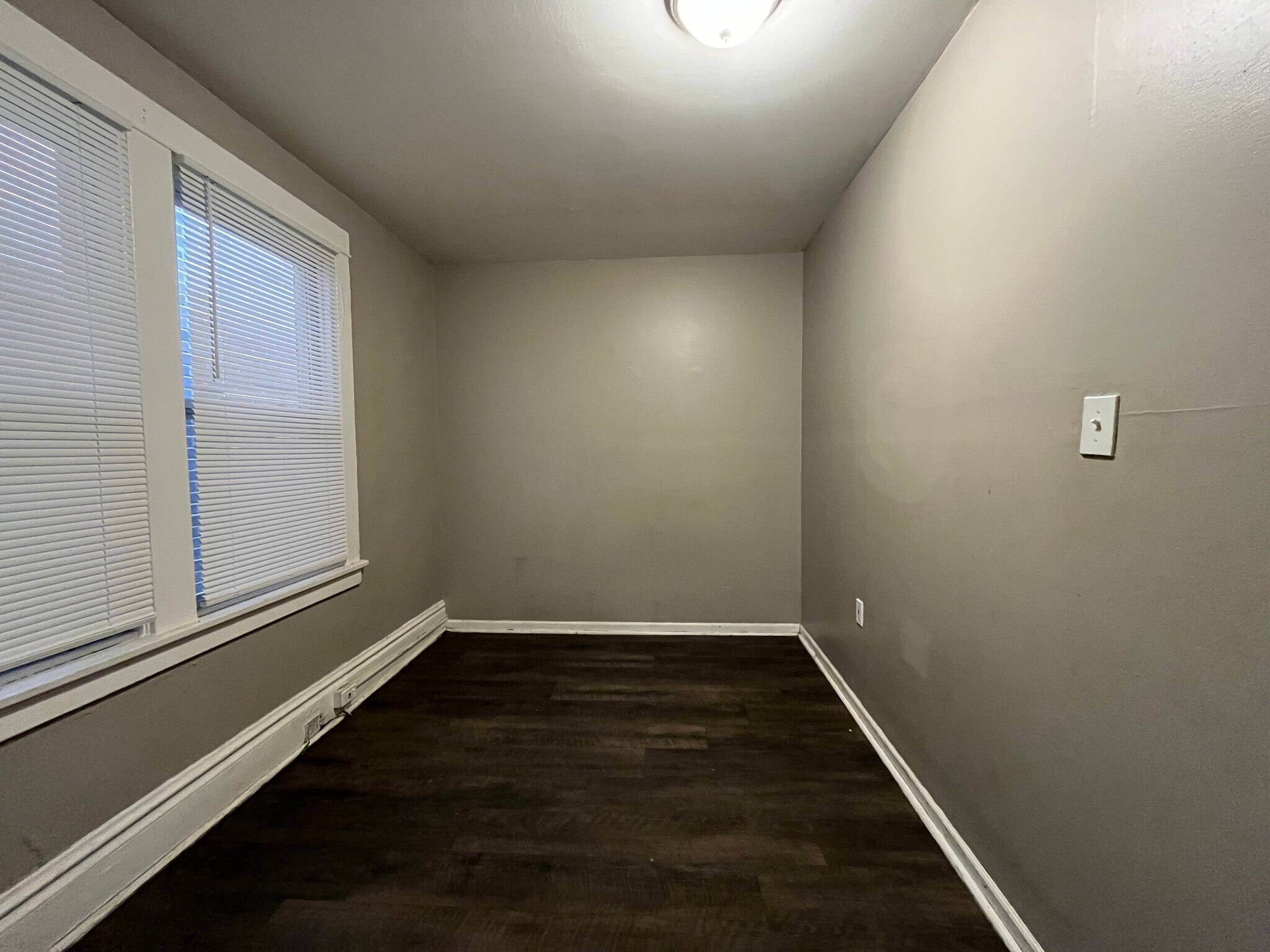 Building Photo - 5109 Cote Brilliante Ave