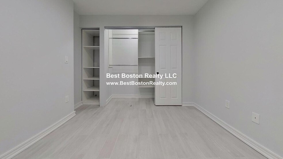 Building Photo - 714 Winthrop Ave