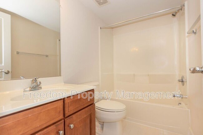 Building Photo - 10774 Monocacy Way