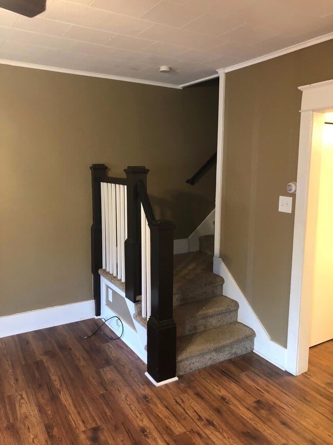 Building Photo - 3-Bedroom Home in Emmaus