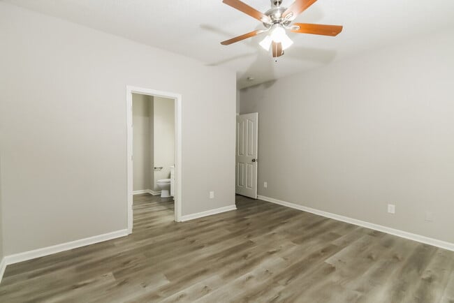 Building Photo - 14928 Jerpoint Abby Dr