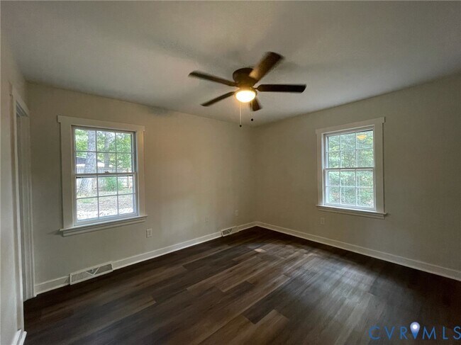 Building Photo - 115 Big Meadows Terrace