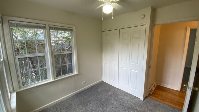 Building Photo - 4BD/1BA House with Fenced Yard – Walk to DU!