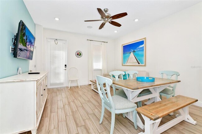 Building Photo - 8024 Flip Flop Way