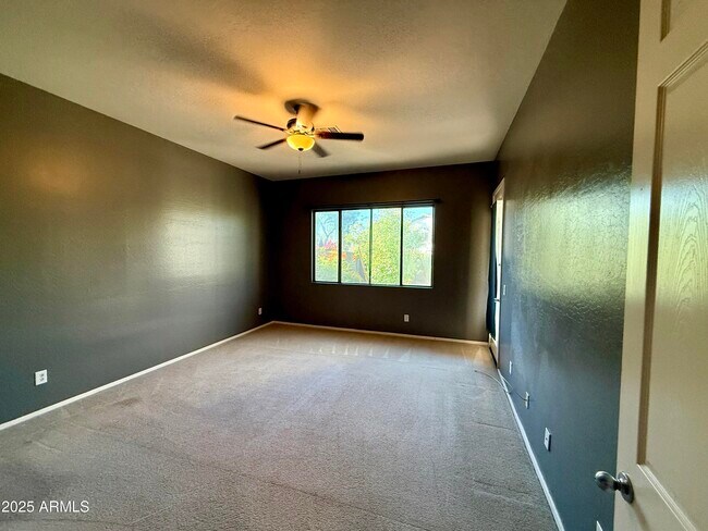 Building Photo - 4601 W Moss Springs Rd