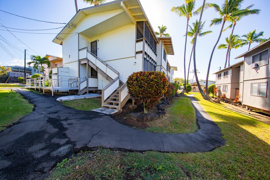 view of building; unit is 2nd floor at top of stairs - 74-5618 Palani Rd