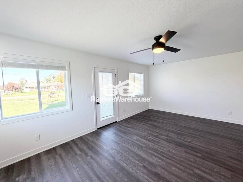 Building Photo - 2103 Willis Ave