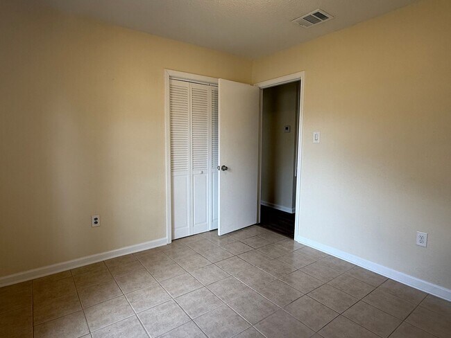 Building Photo - Northwood Village Corner Lot