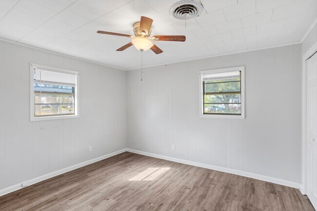 Building Photo - 732 Murbelle Rd