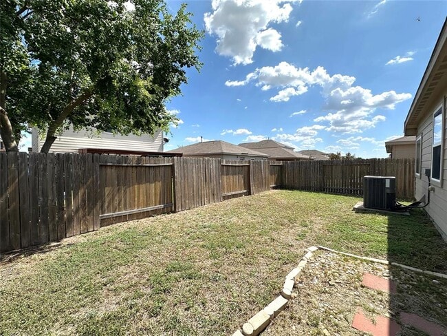 Building Photo - 1453 Treeta Trail
