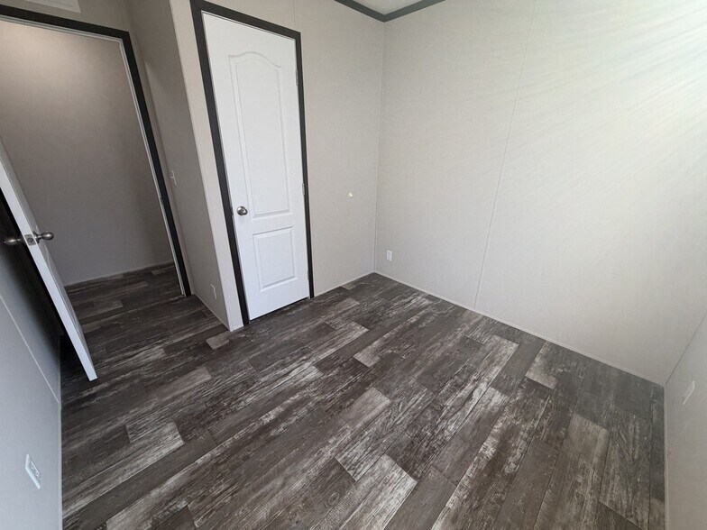 Building Photo - 38030 Pardo Dr