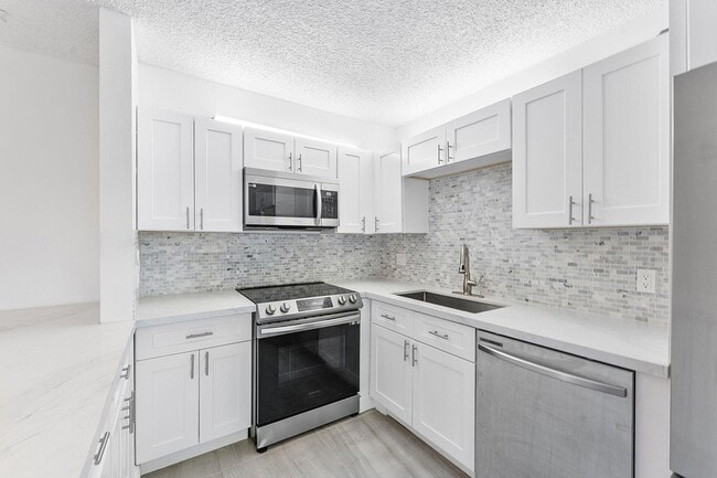 Building Photo - 1624 Forest Lakes Cir