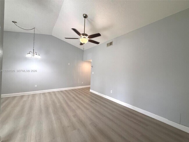 Building Photo - 802 Constitution Dr