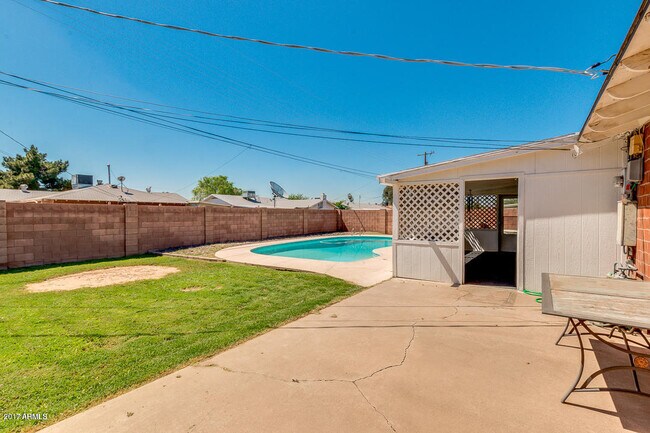 Building Photo - 4201 W Citrus Way