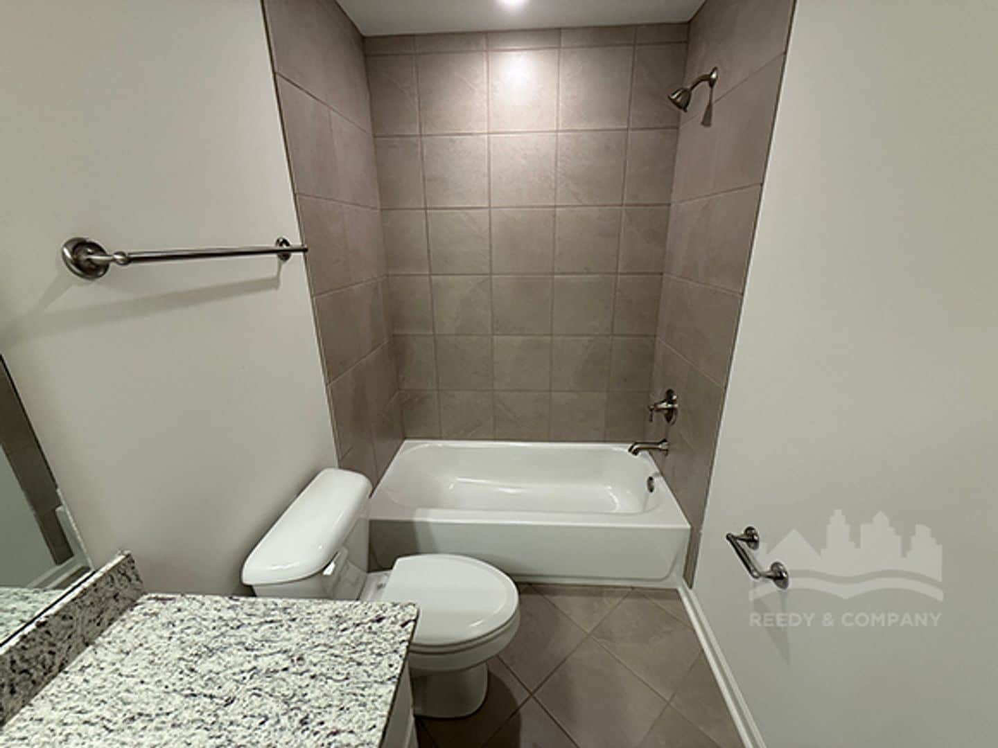 Building Photo - 345 Chestnut Rdg Cv