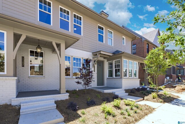 Building Photo - 1109 Windsor Sq