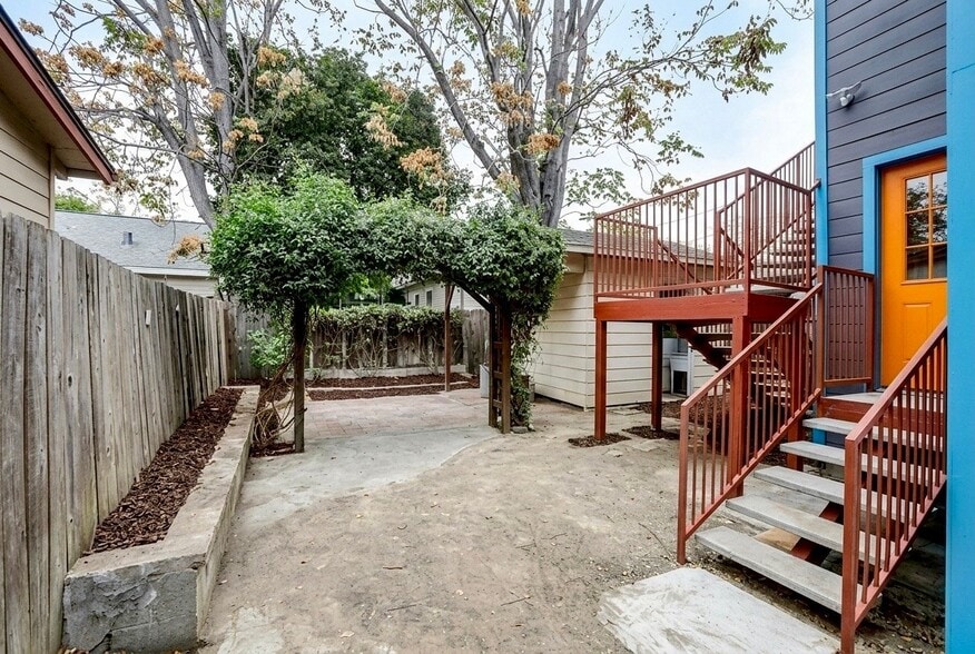 Building Photo - 191 N 9th St