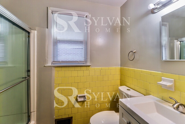 Building Photo - Lease today! No extra charge for contentme...