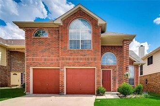 Building Photo - 1208 Canoe Ln