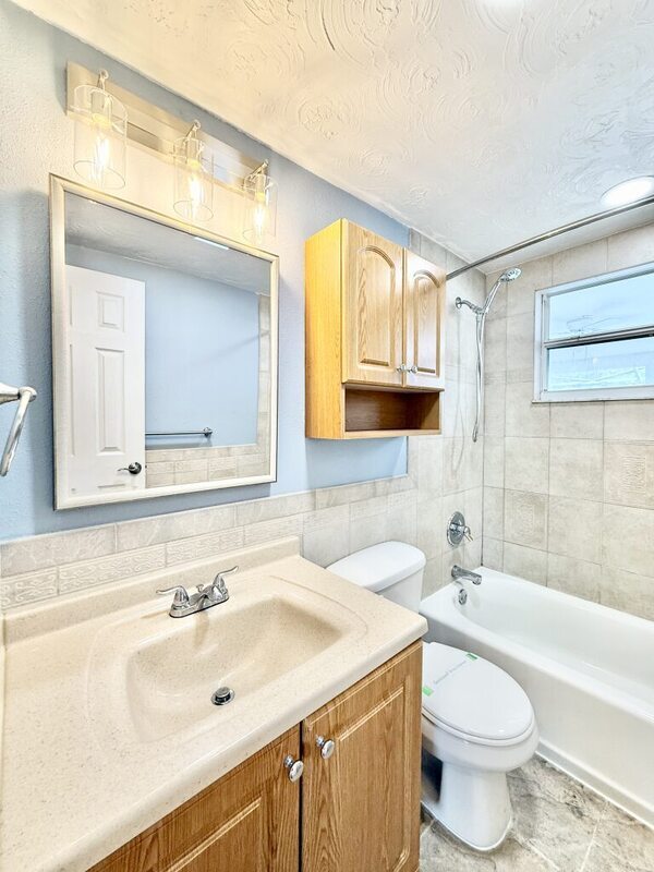 Building Photo - 3411 Cincinnati Dr