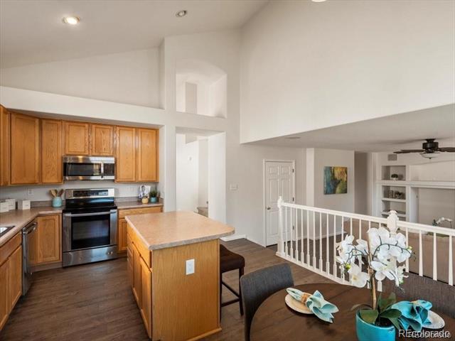 Building Photo - 1256 Berganot Trail
