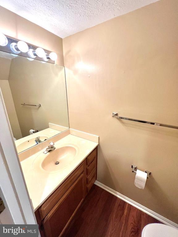 Building Photo - 4306 Lord Fairfax Ct