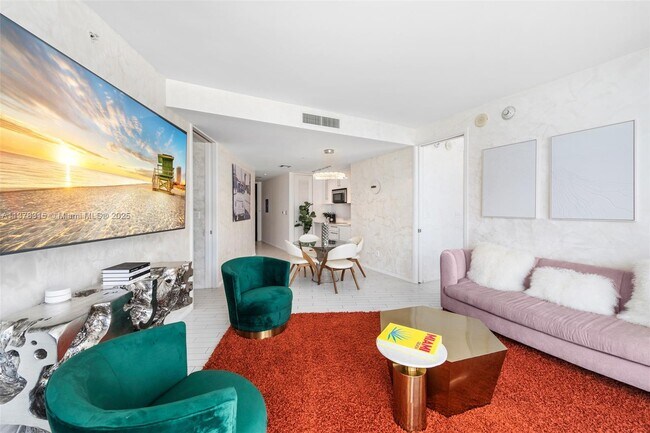 Building Photo - 2201 Collins Ave