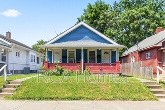 Building Photo - 1358 N Gale St