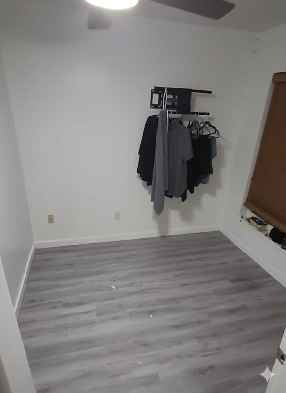 Building Photo - 5140 NE 3rd Ave