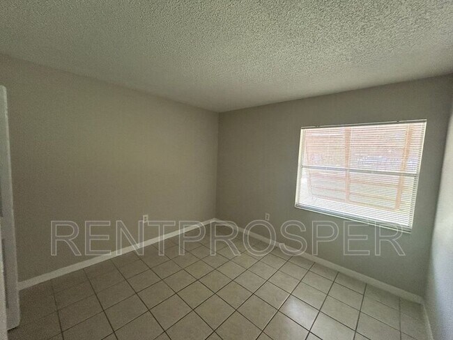 Building Photo - 180 Magnolia Woods Ct