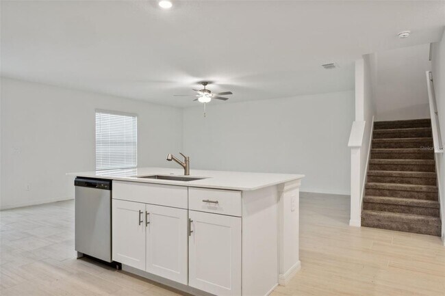 Building Photo - 32309 Wishing Hvn Dr