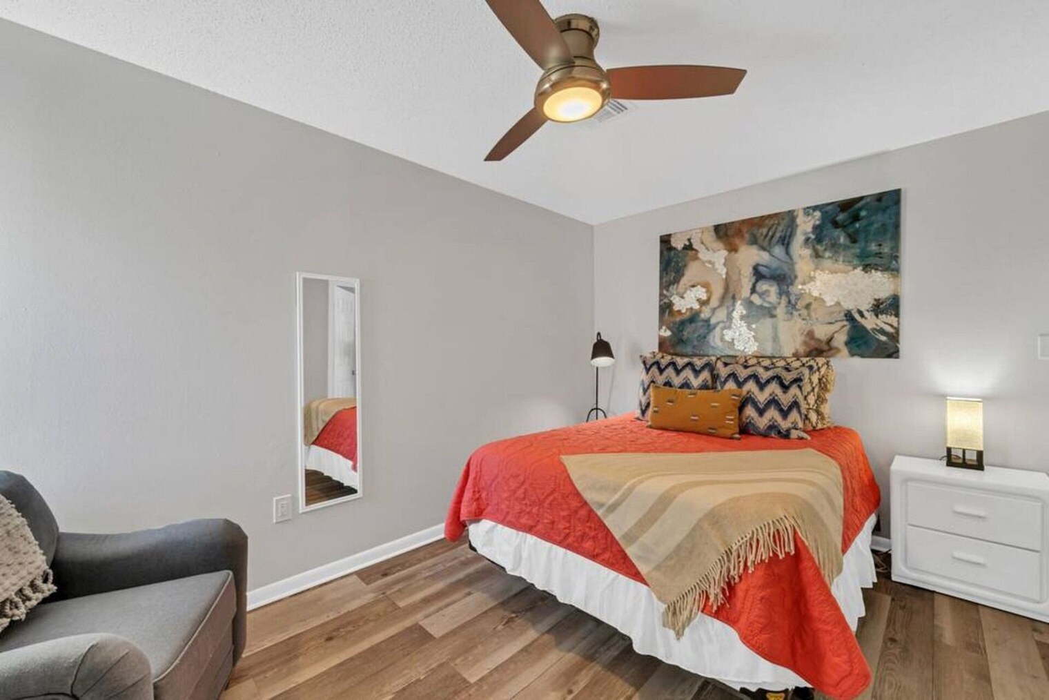 Building Photo - 302 Santa Rosa Blvd