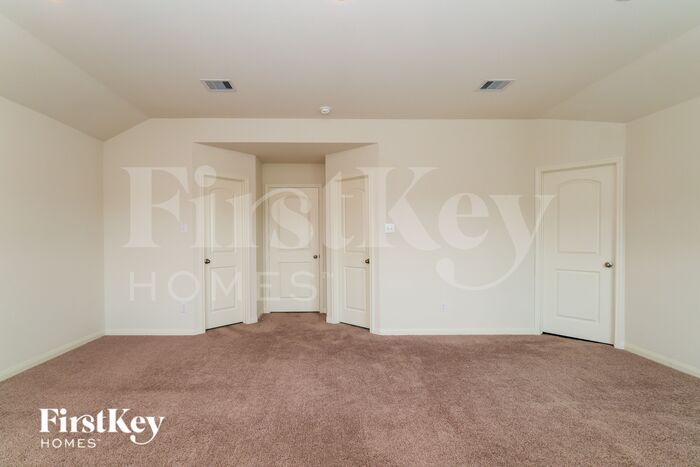 Building Photo - 26740 Frost Dr