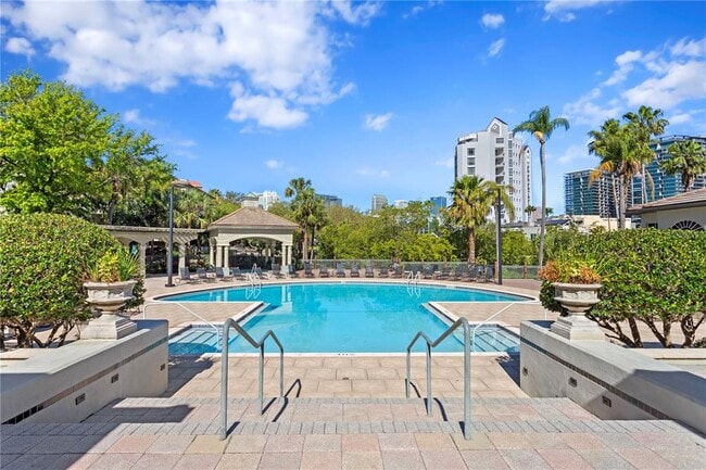 Building Photo - 943 Normandy Trace Rd