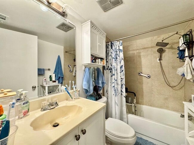 Building Photo - 2420 Winding Creek Blvd